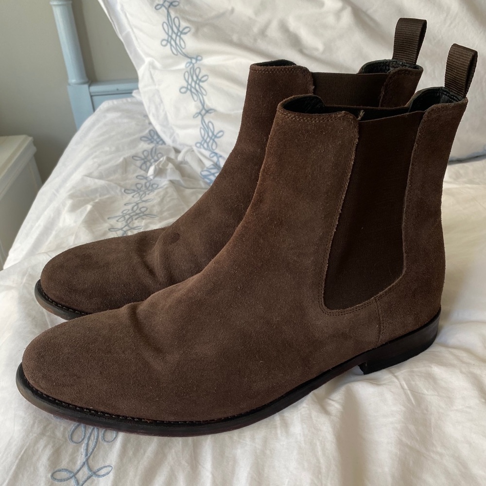 Clarks Chelsea Boot Brown Suede